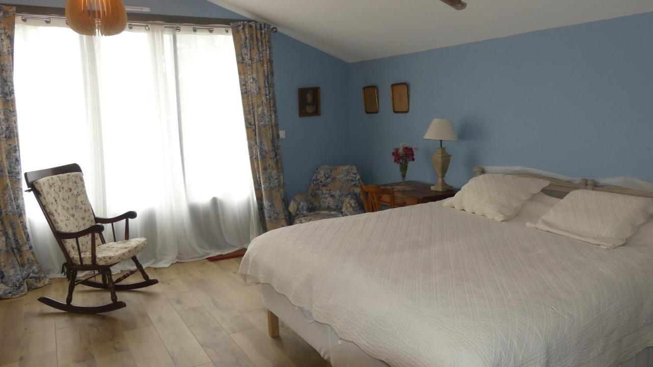 La Petite Lande Bed & Breakfast Ménil Eksteriør bilde