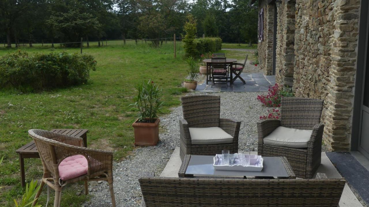 La Petite Lande Bed & Breakfast Ménil Eksteriør bilde
