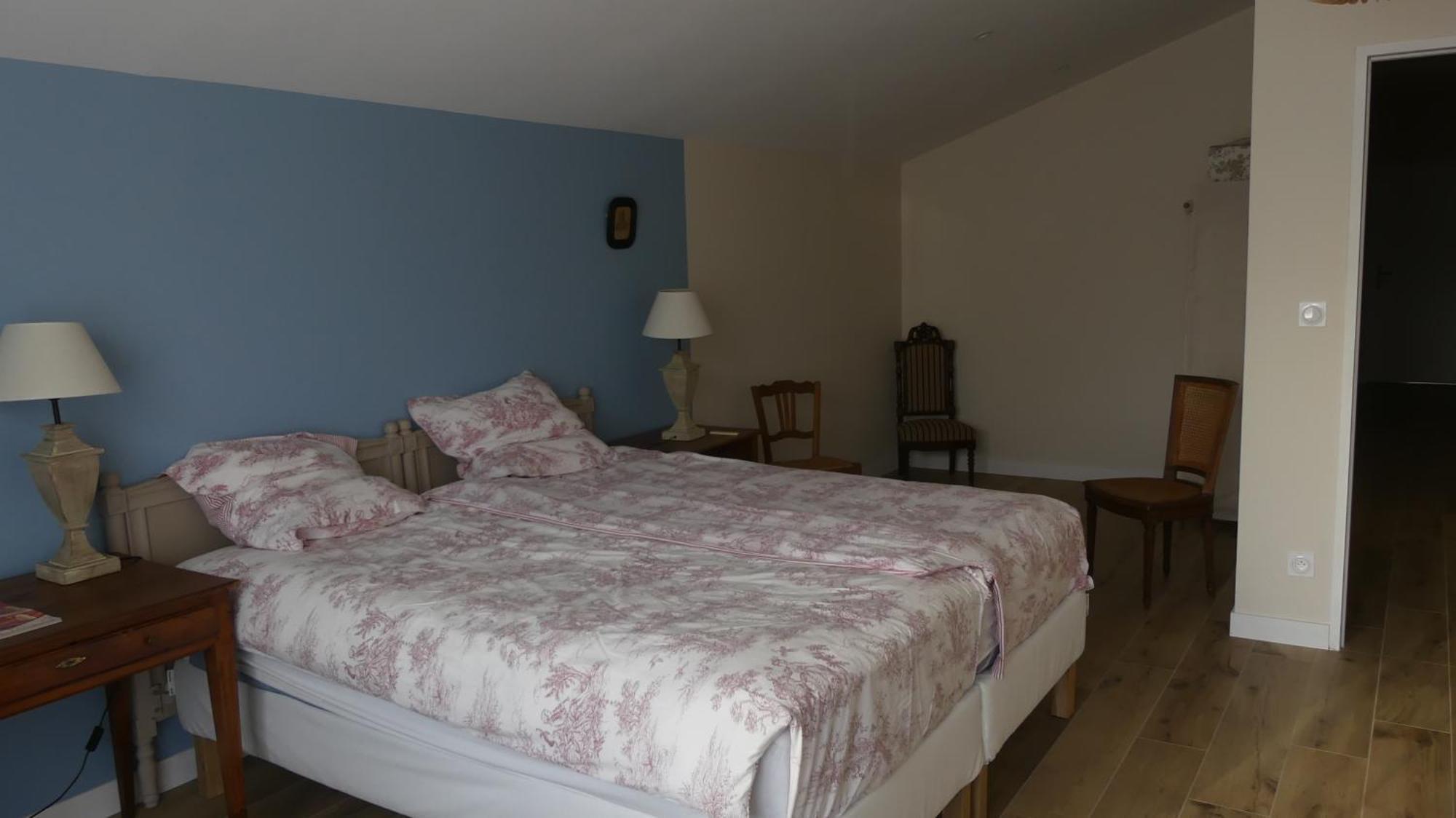 La Petite Lande Bed & Breakfast Ménil Eksteriør bilde